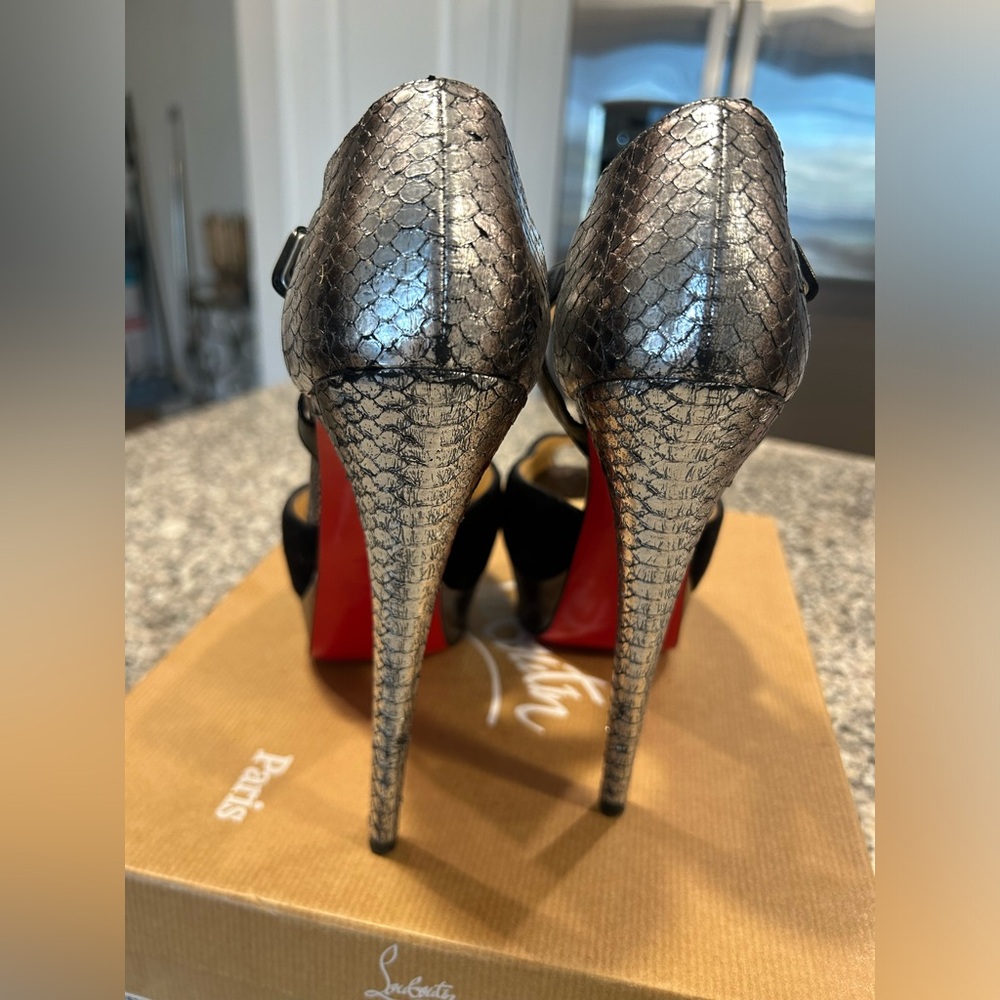 Christian Louboutin Cross Minetta Suede/ Python Platform - Size 9.